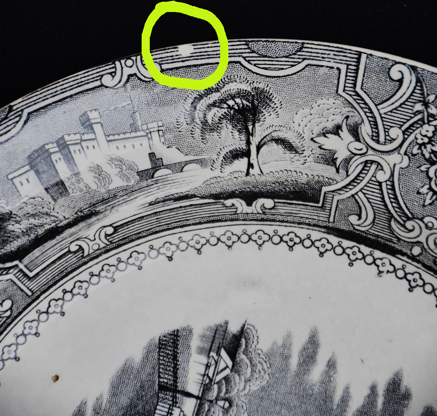 Антична британска чиния на Джон Кар (John Carr)