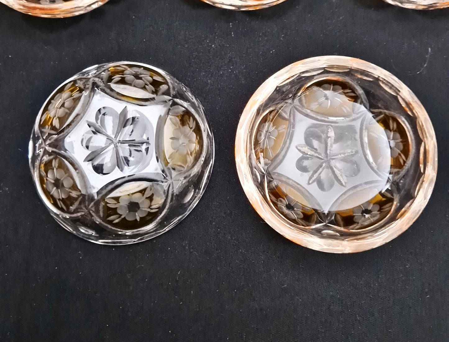 Стъклени купички - на брой