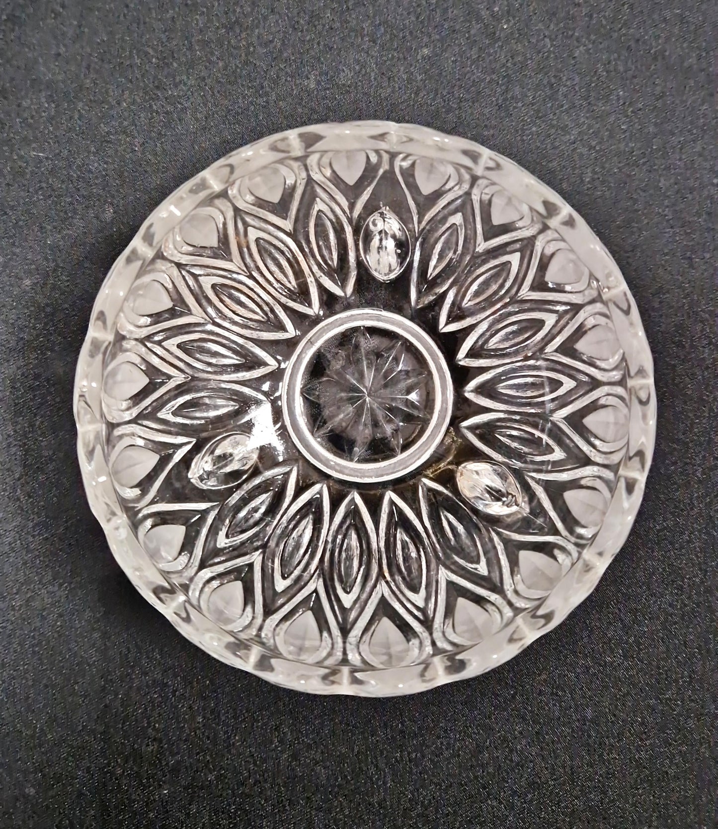 Стъклена купичка