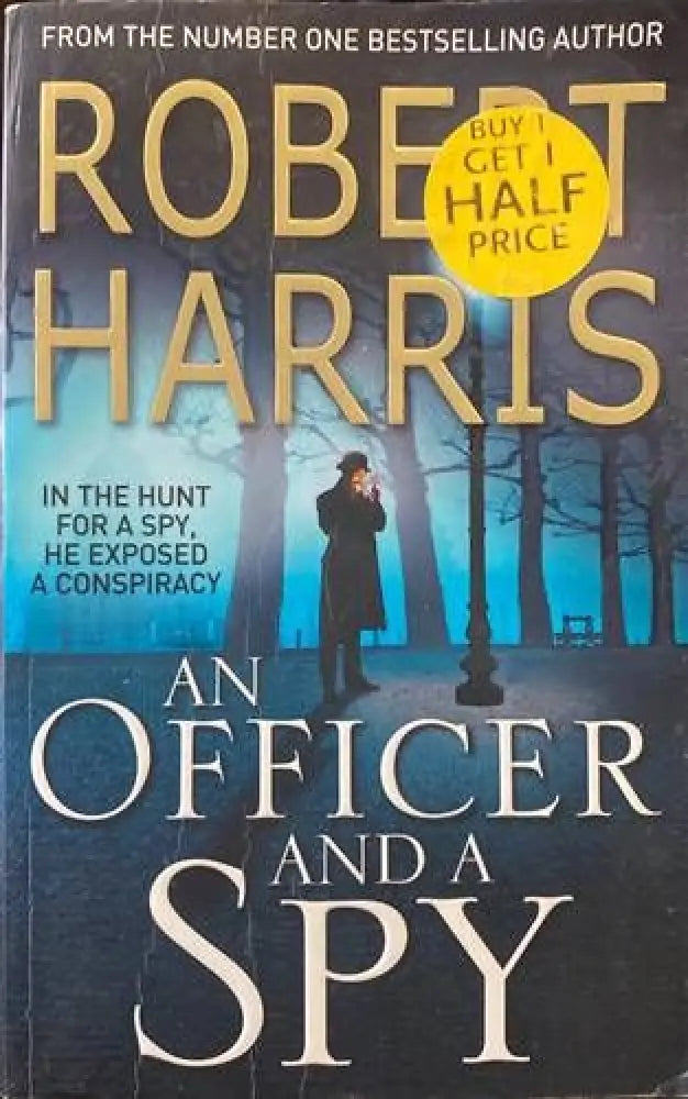An Officer and a Spy - Книги