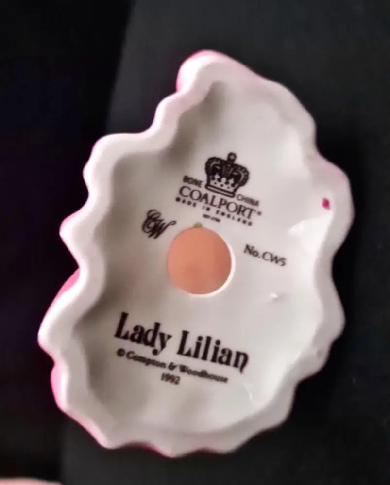 Порцеланова статуетка Coalport - лимитирана колекция Lady Lilian - antique