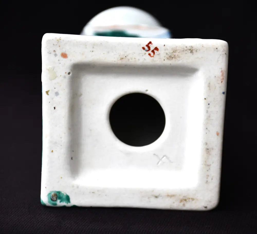 Ръчно рисуван китайски свещник - antique