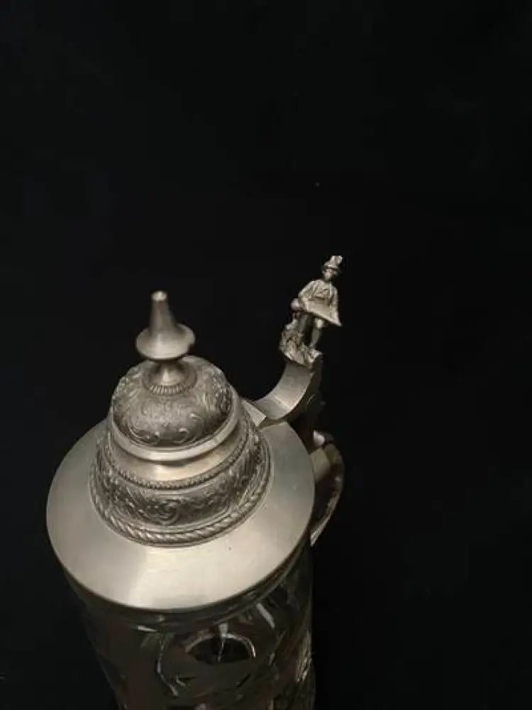 Стъклена халба с капак ,вместимост 0,5L (511)