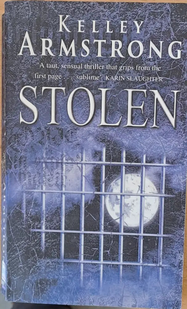 Stolen - Книги