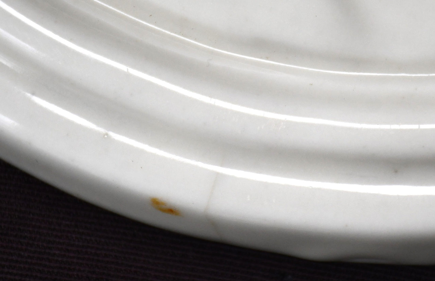 Порцеланов барелеф на Георги Димитров