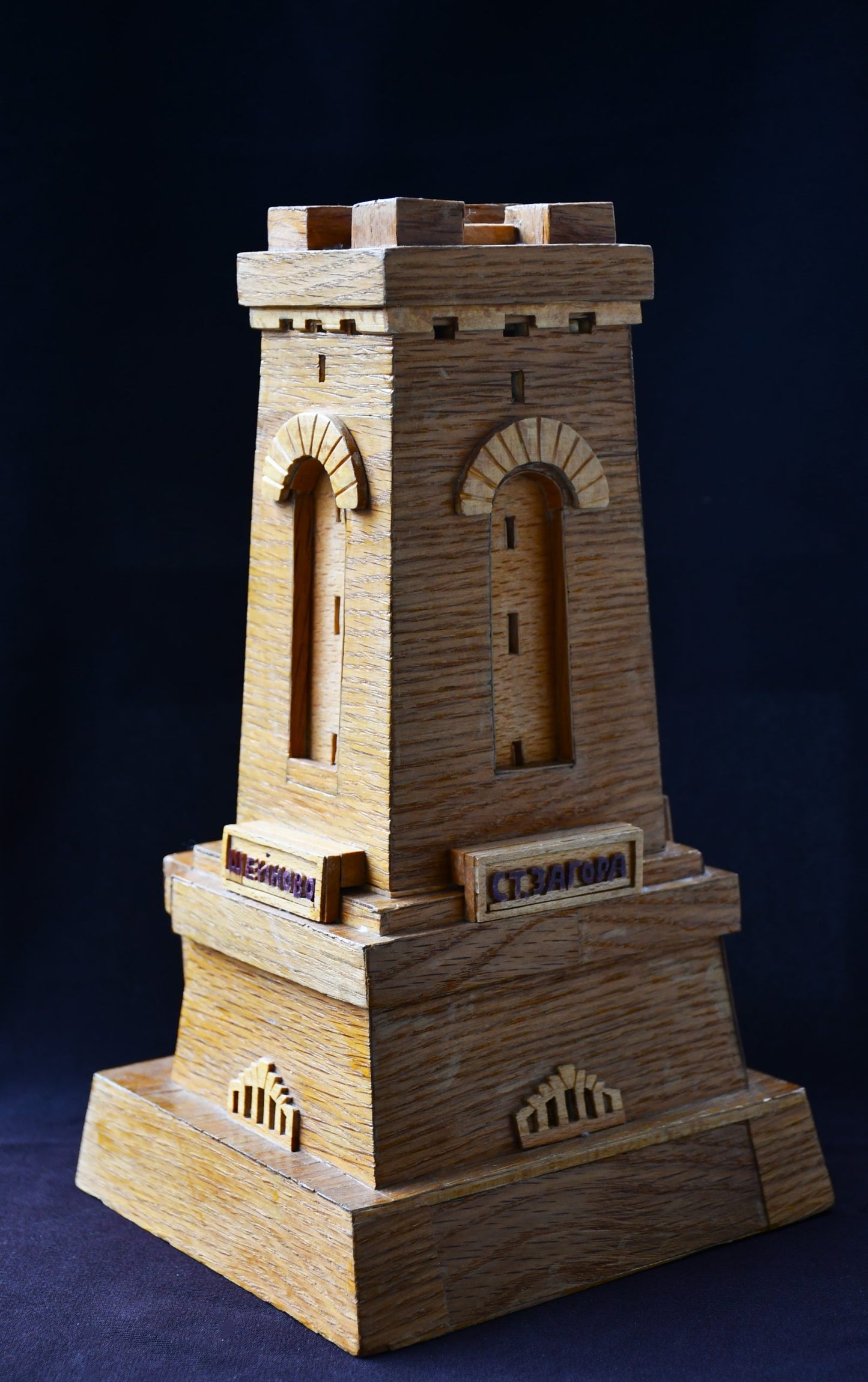 Голям макет на паметника вр. Шипка - фолк-арт