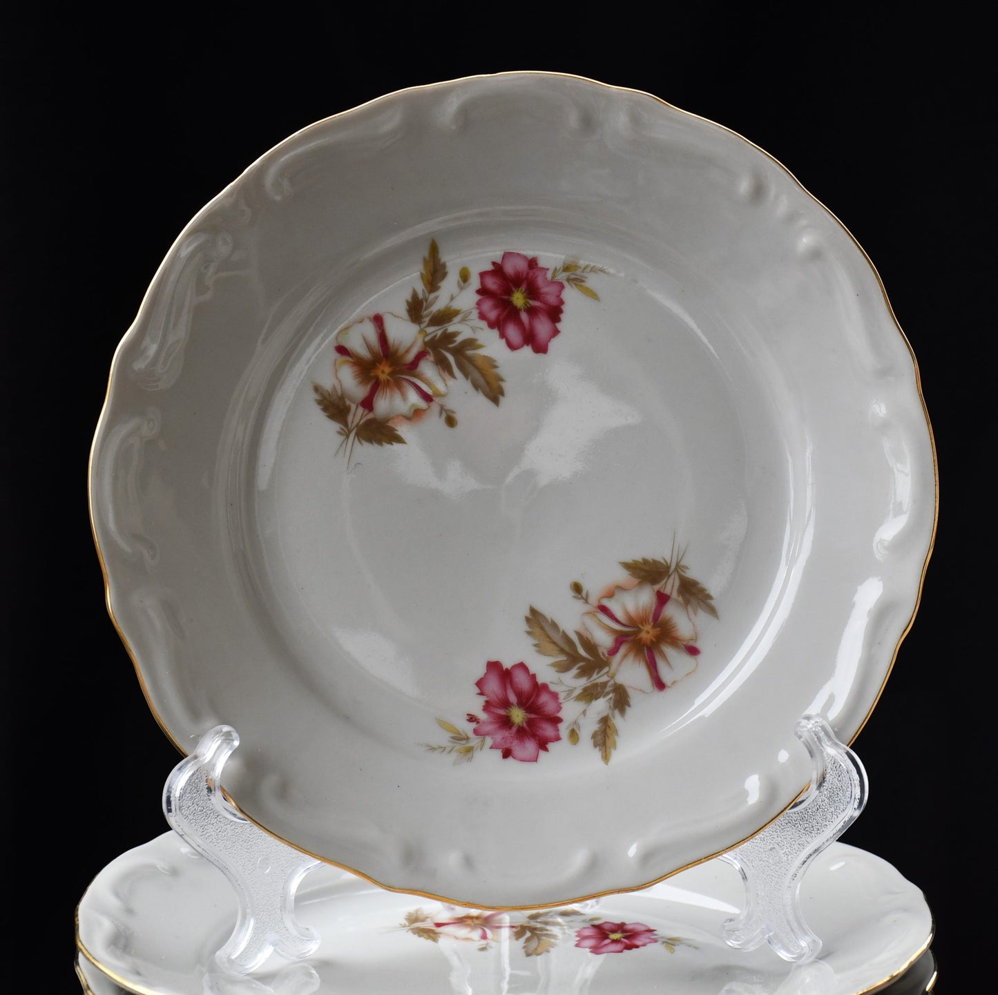 Пълен комплект чинии "ИЗИДА"