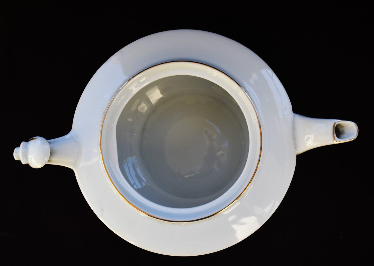 Карловарски порцеланов чайник на "Victoria" от 1930-те