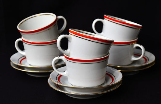 Сервиз за кафе на "Изида"