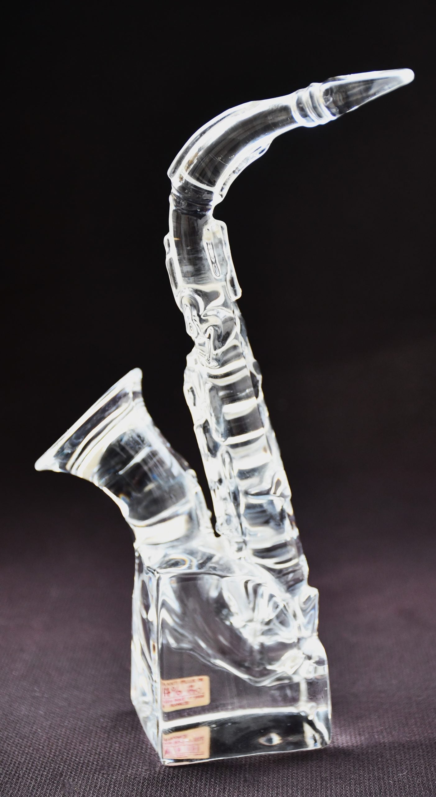 Саксофон - кристална скулптура