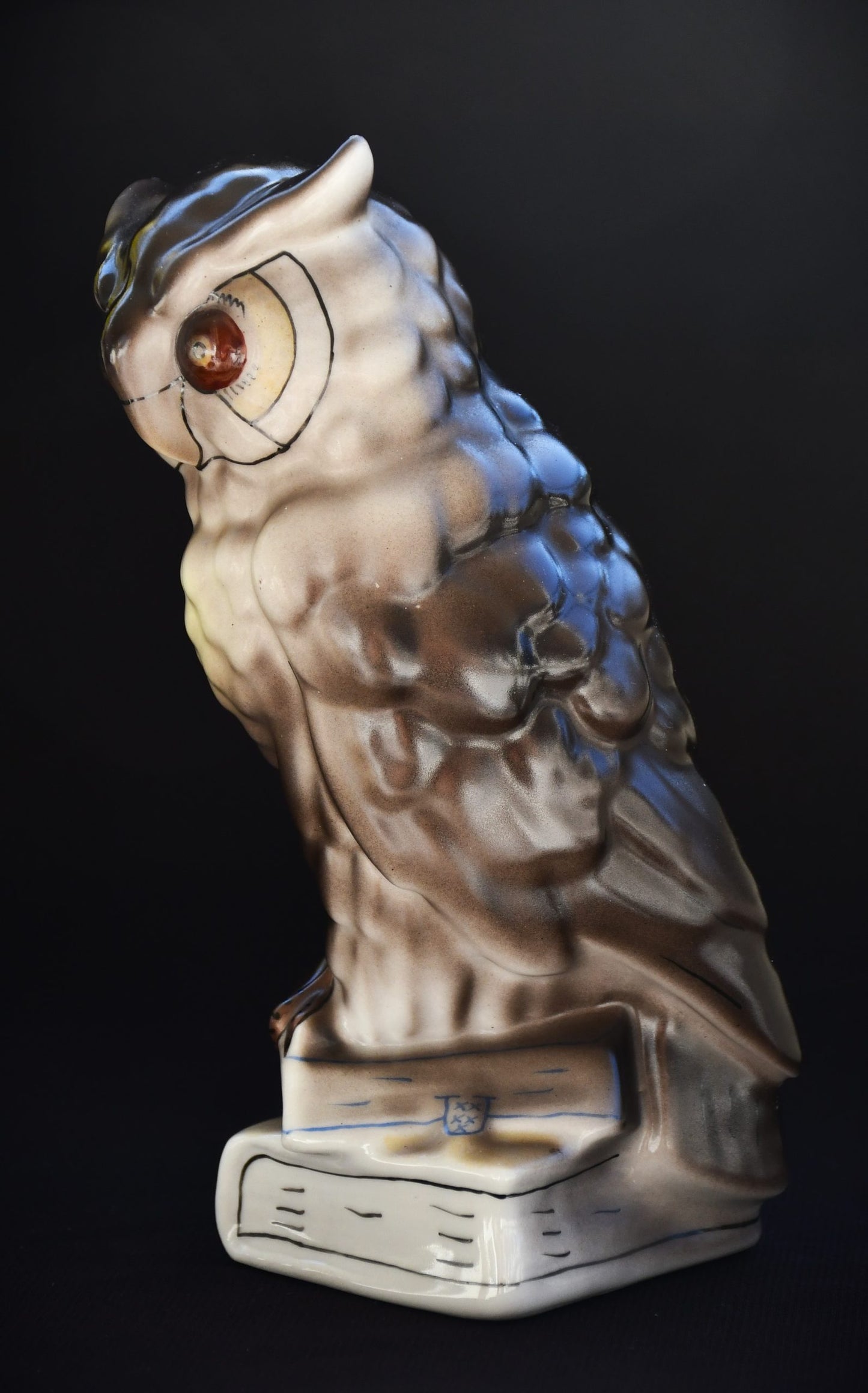 Порцеланова статуетка на сова