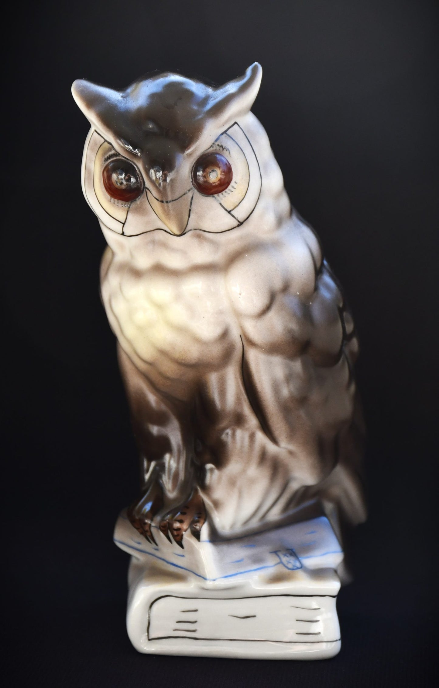 Порцеланова статуетка на сова