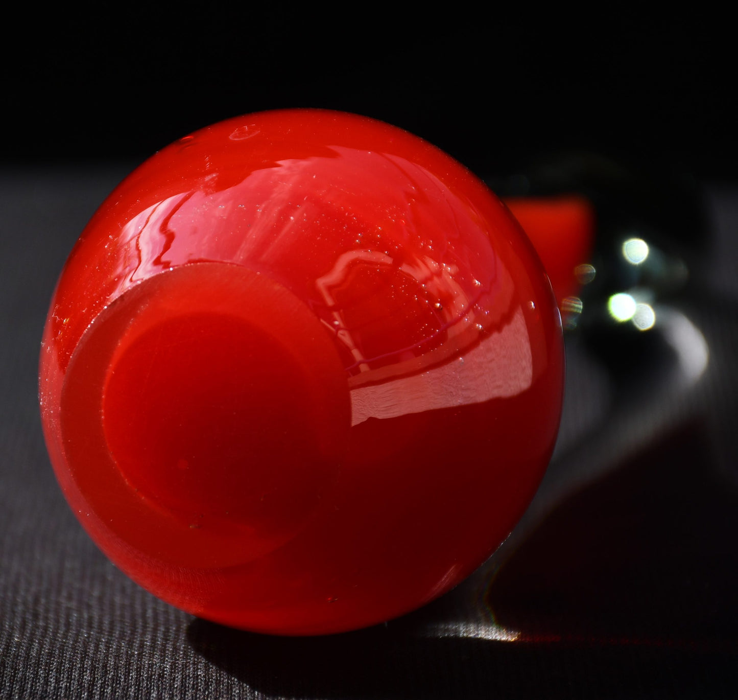 Минималистична стъклена скулптура на Miloslav Janku