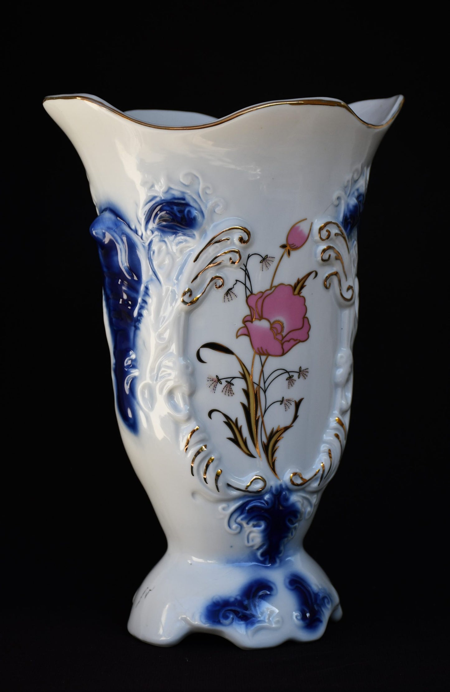 Голяма порцеланова ваза