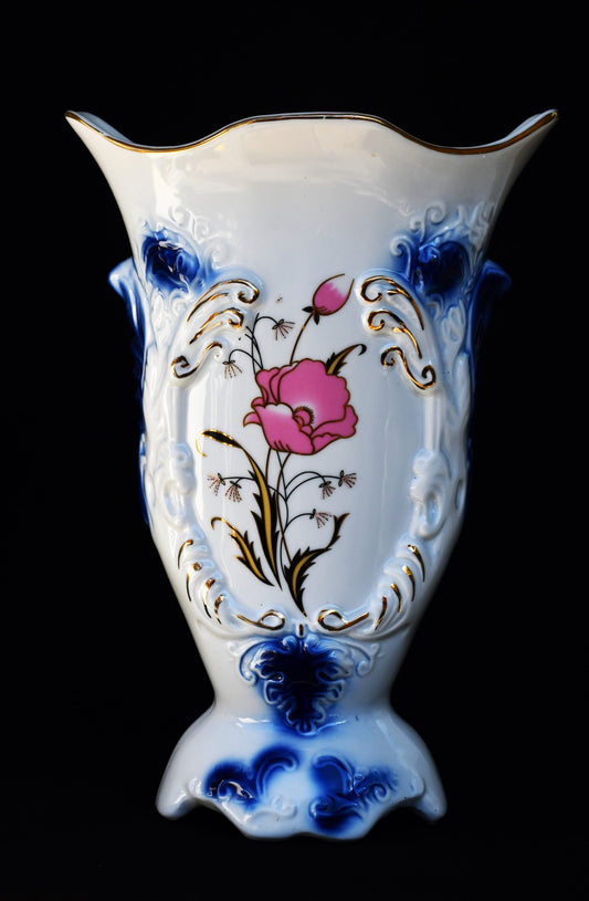 Голяма порцеланова ваза