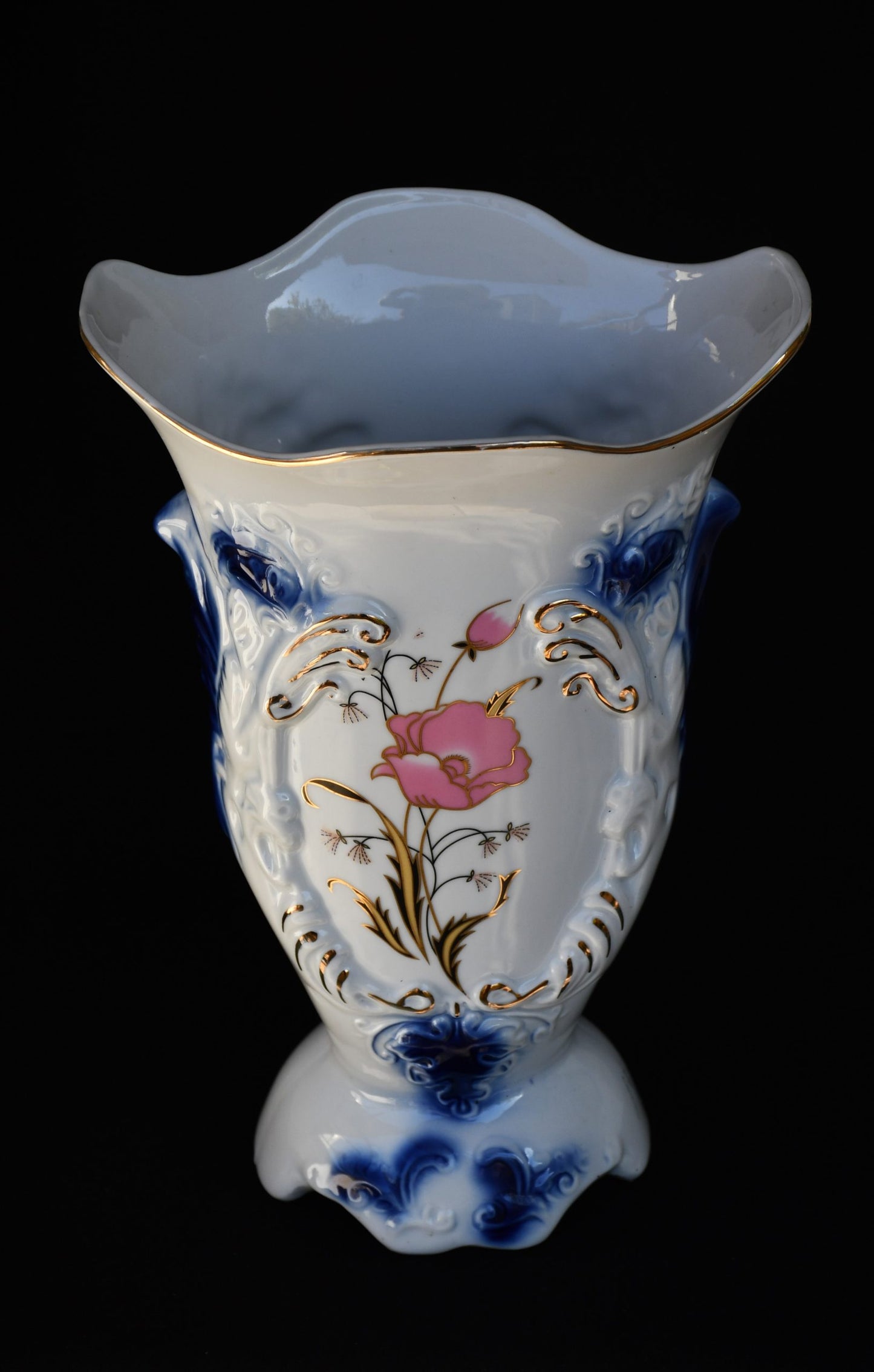 Голяма порцеланова ваза