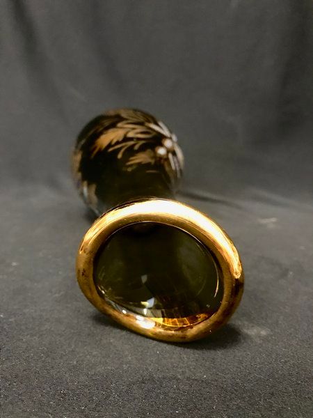 Ръчно рисувана стъклена ваза