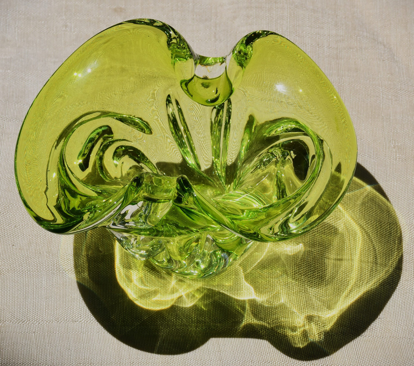 Пепелник/centrepiece от Йозеф Хосподка