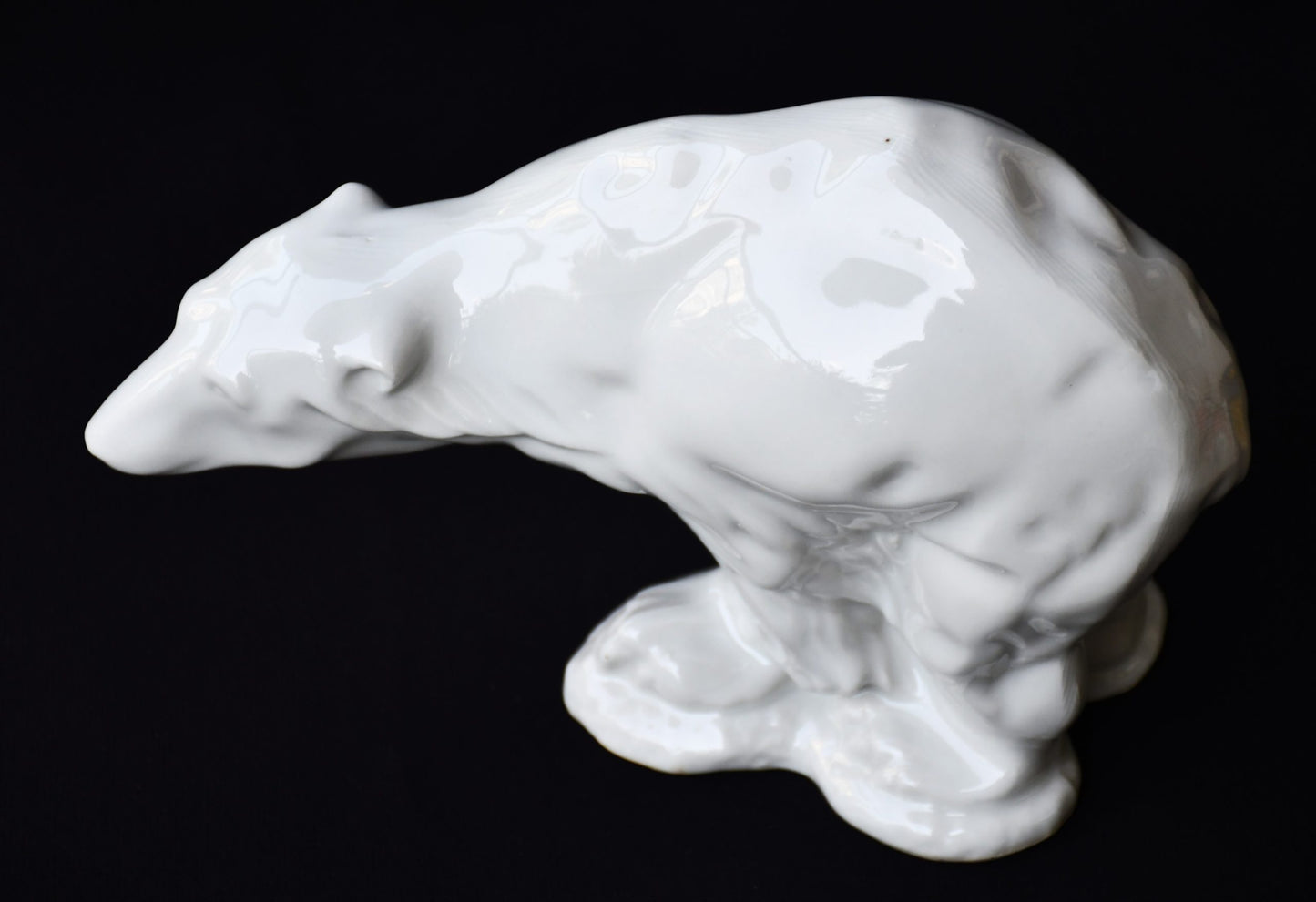 "Мечка", порцеланова фигура на "СИП"