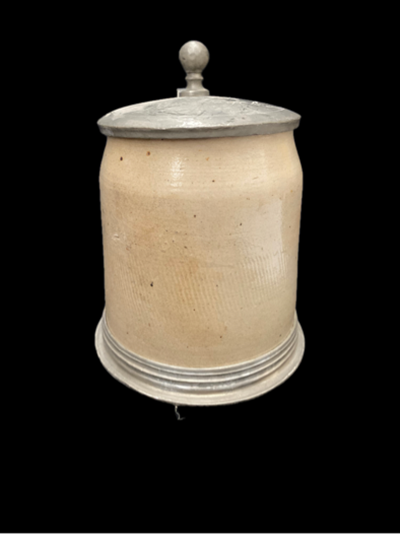 Халба с капак ,вместимост 250mL