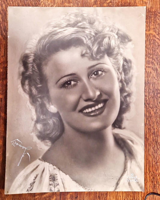 Снимка - Невена Дочева 1937