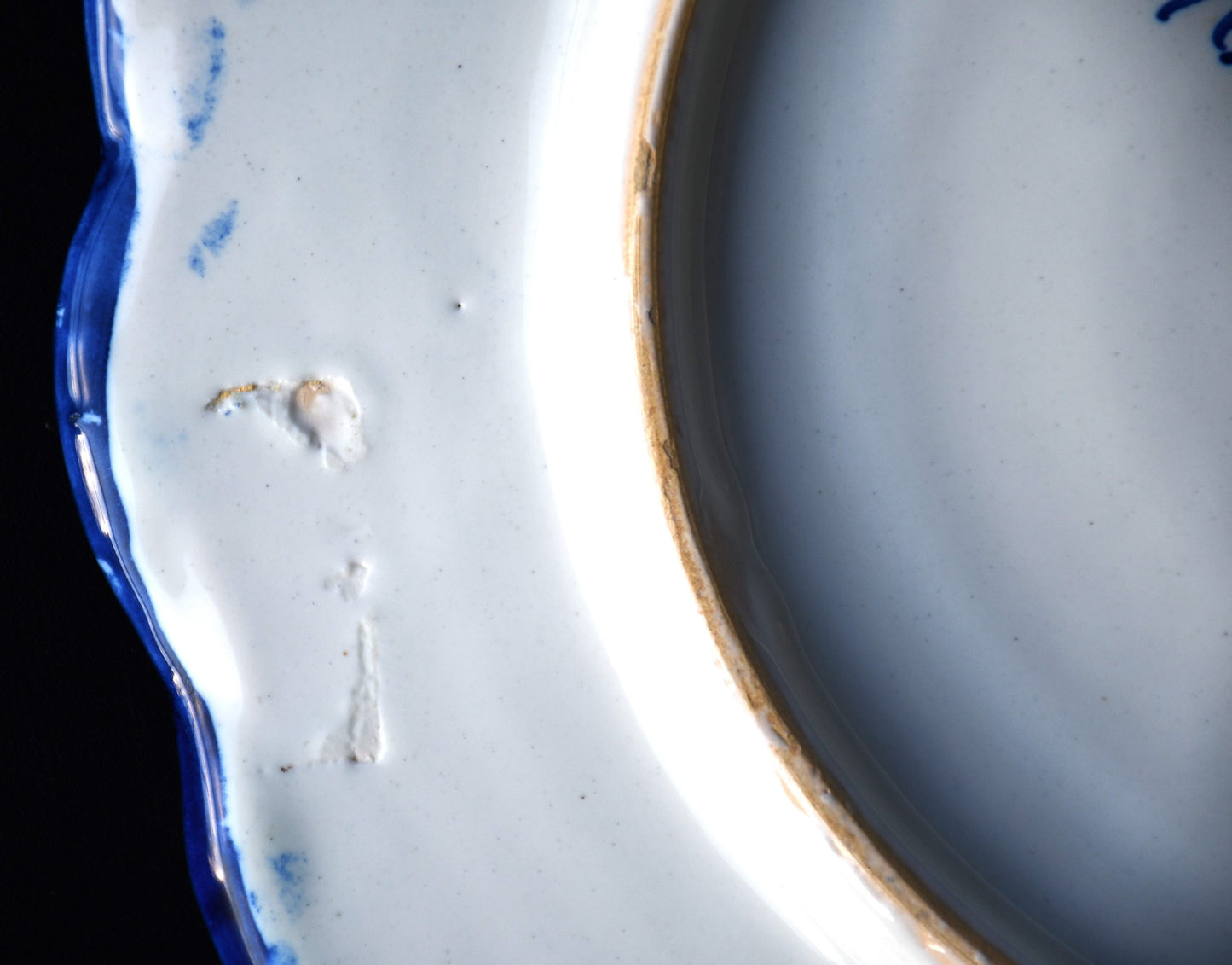 Ръчно рисувана испанска чиния - майолика