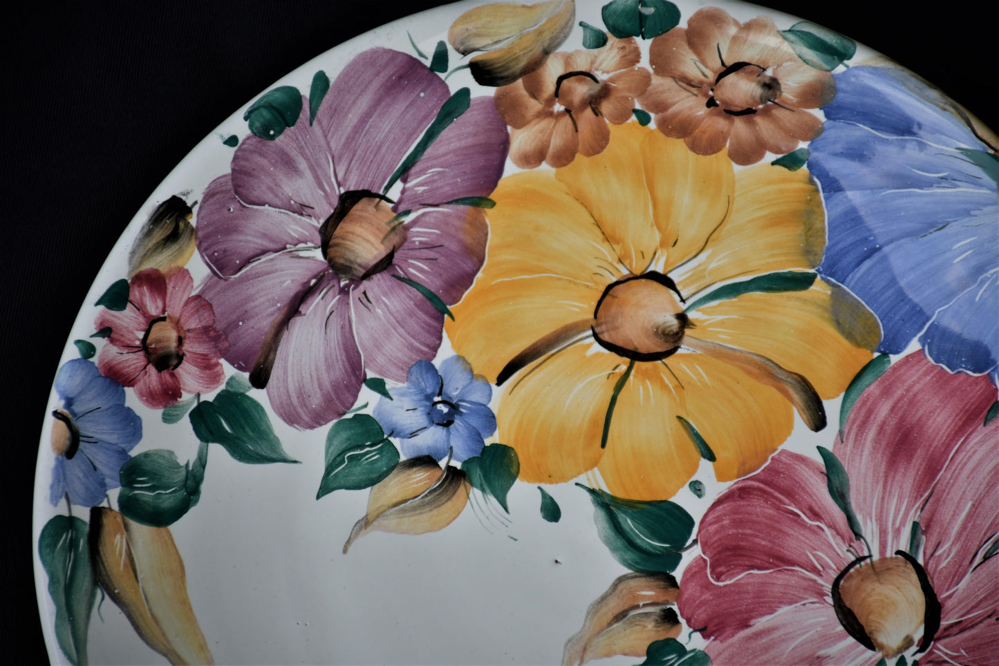 Италианска керамична чиния