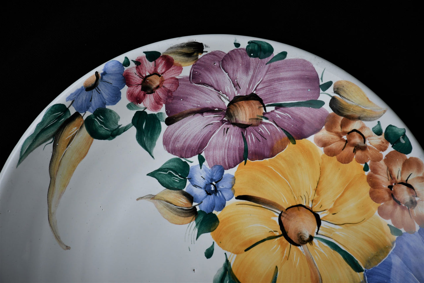 Италианска керамична чиния