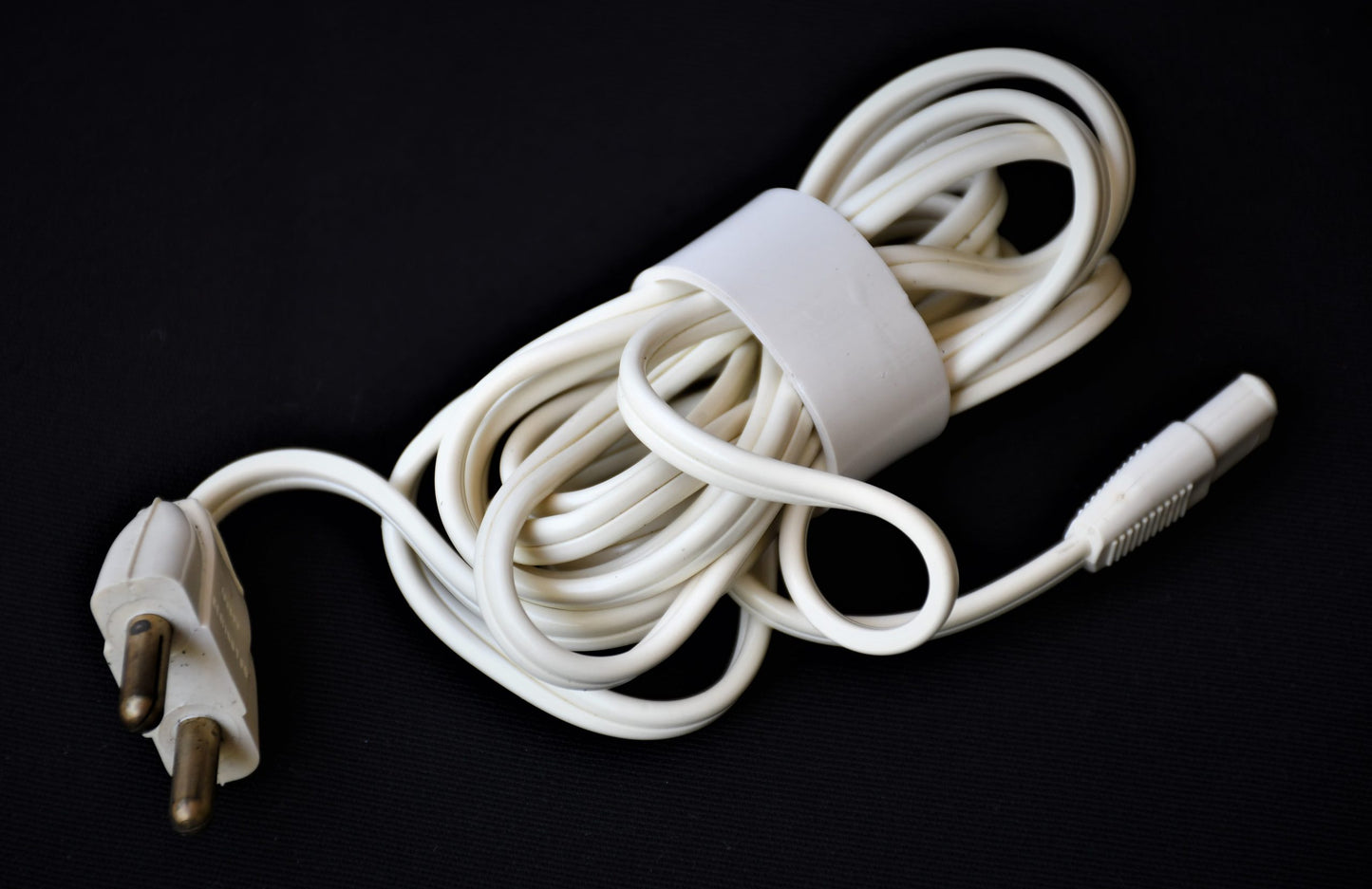 Винтидж електрическа самобръсначка "Remington 25"