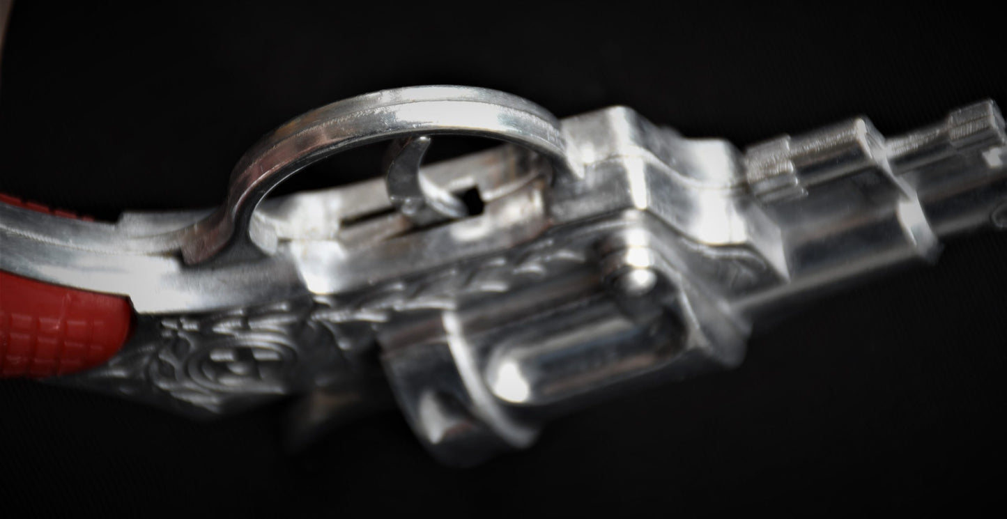 Играчка-револвер от СССР. Нова, колекционна.