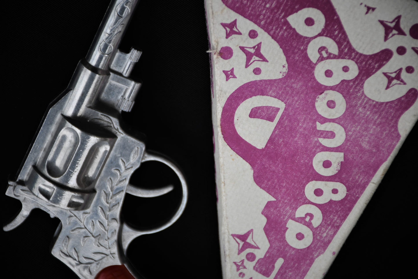 Играчка-револвер от СССР. Нова, колекционна.