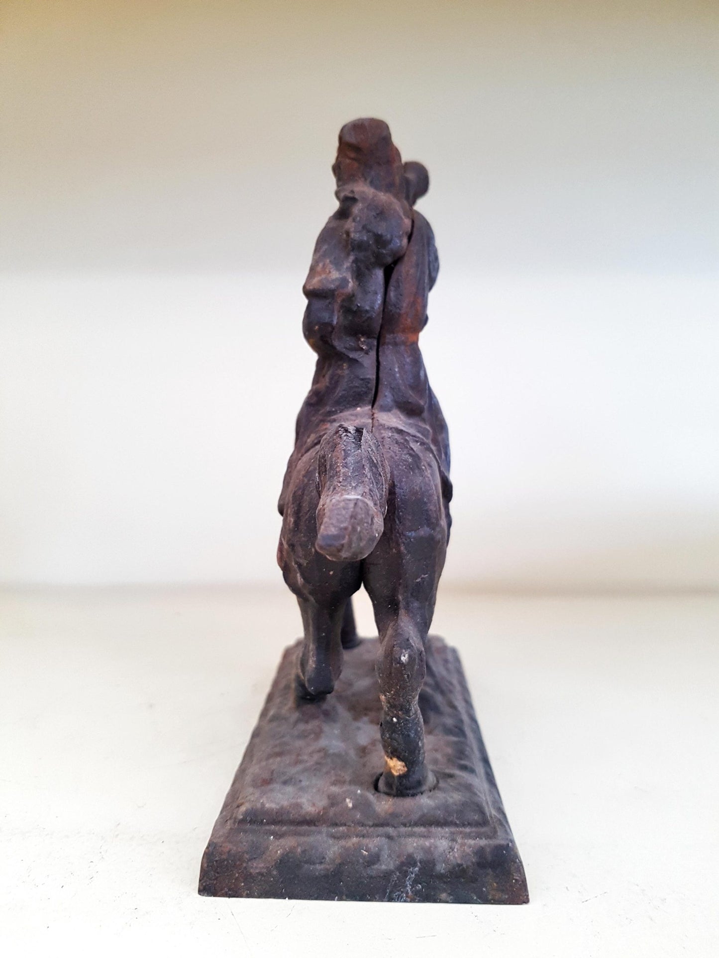 Конник - желязо