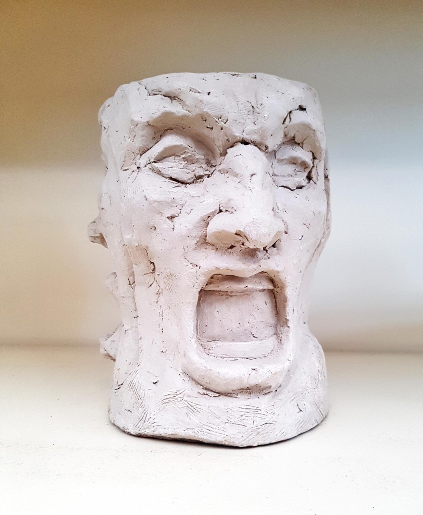 Ваза с 3 лица - глина