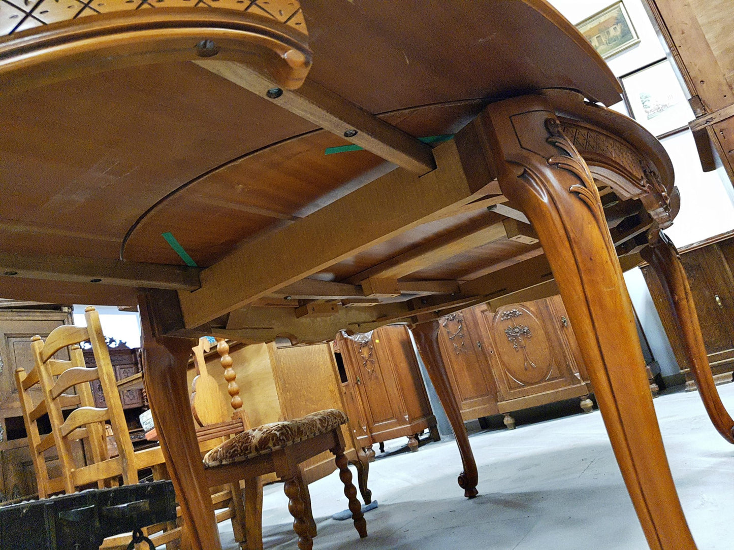 Разтегателна маса