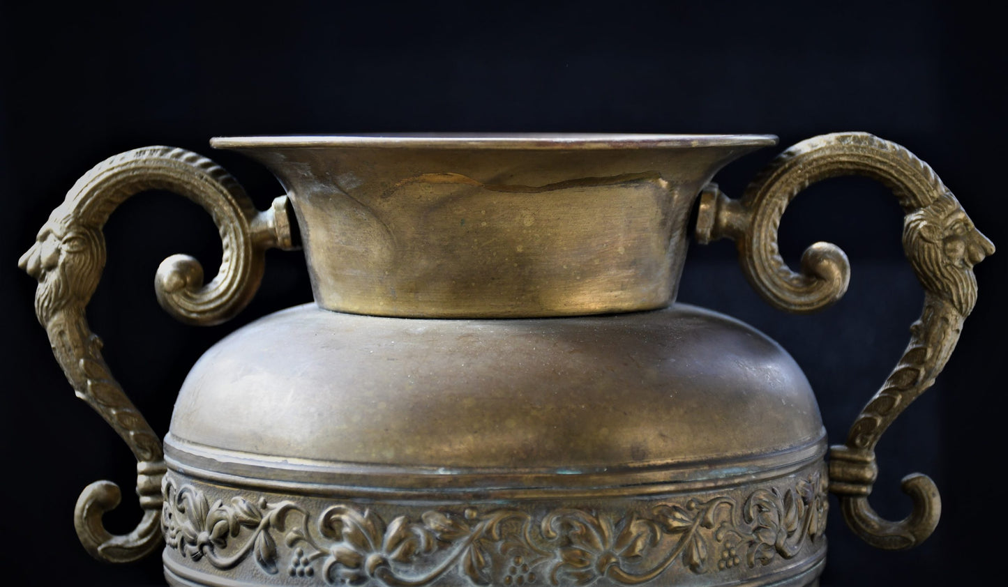 Бронзова амфора неокласицизъм - Франция