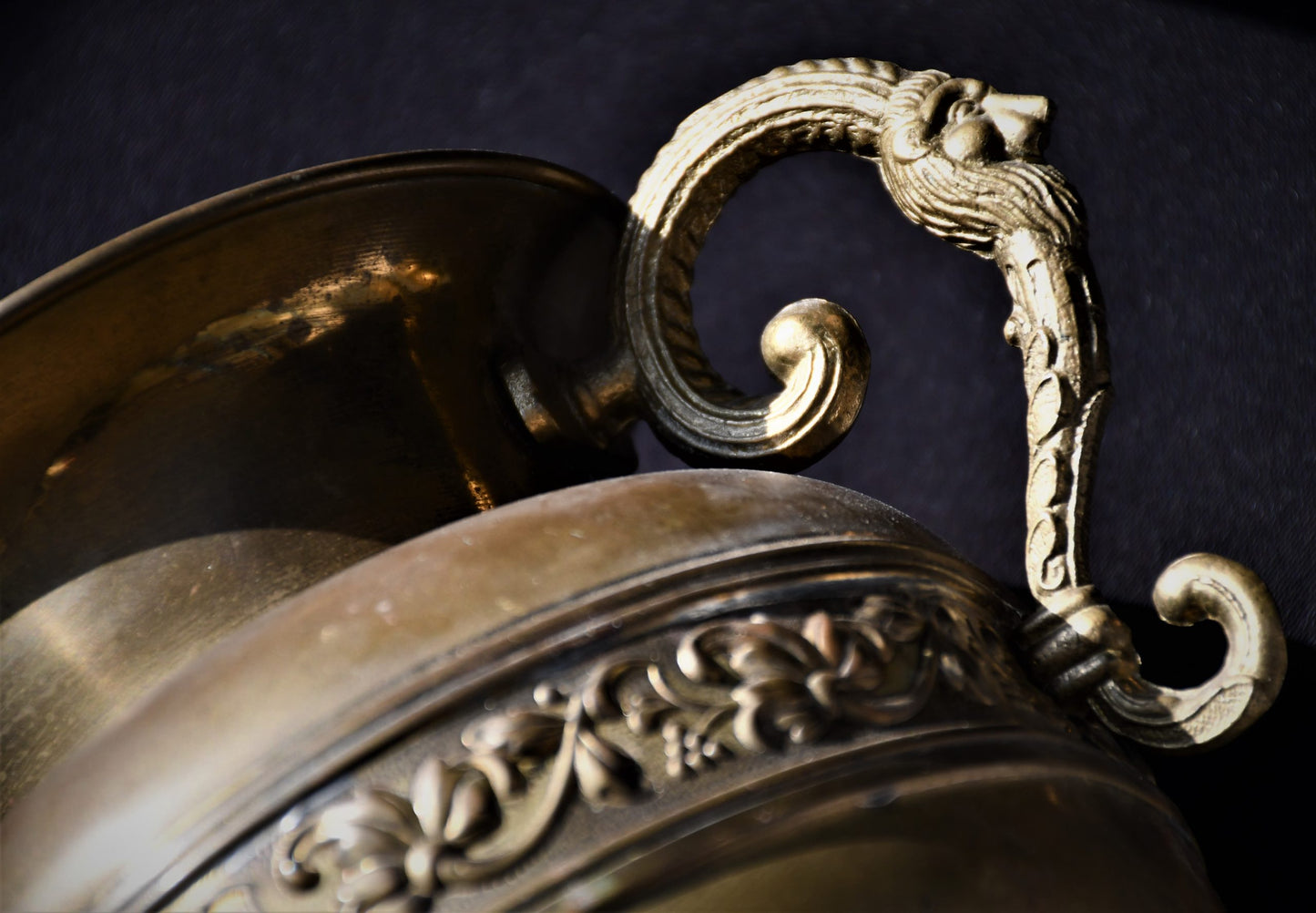 Бронзова амфора неокласицизъм - Франция