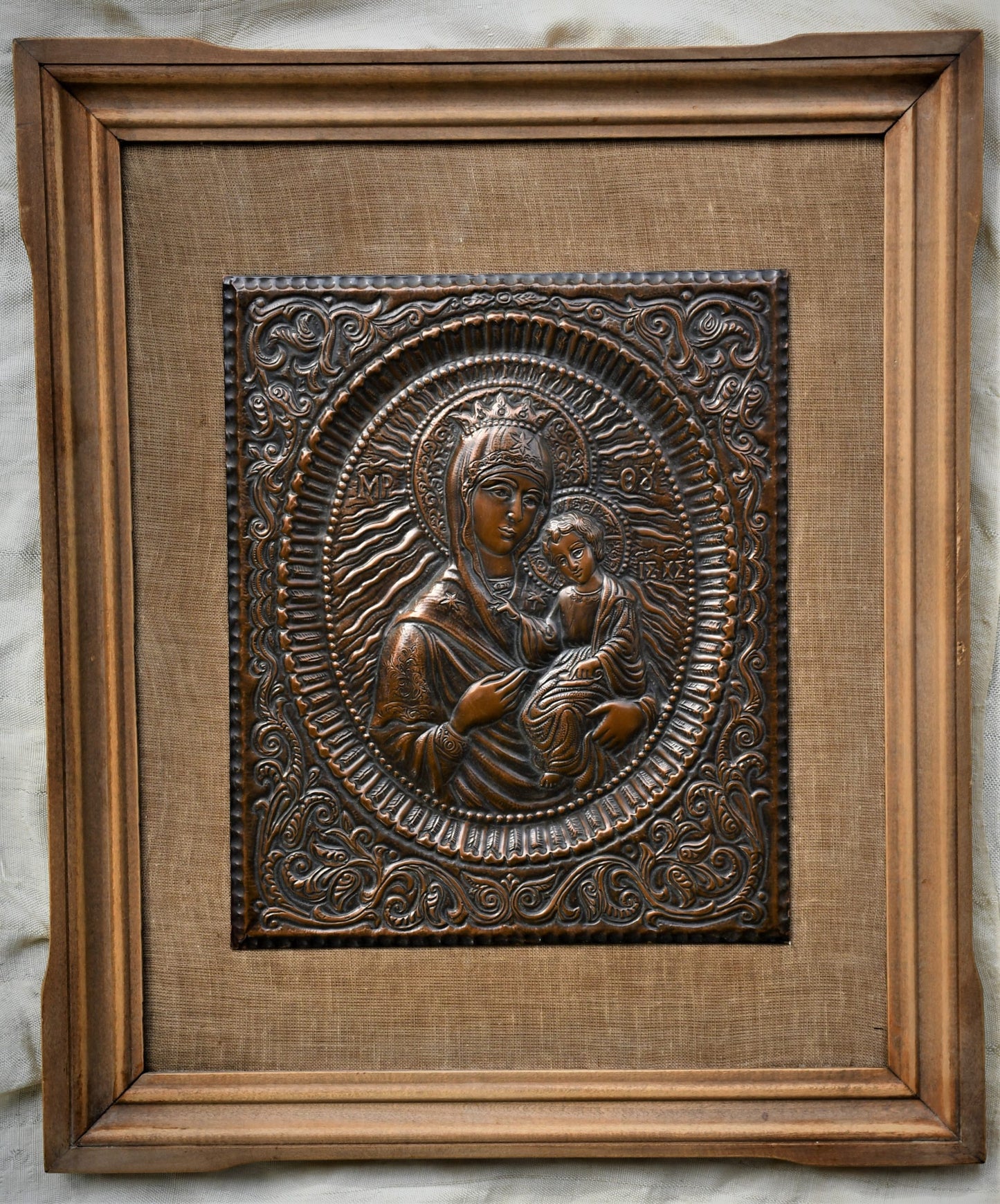 Авторска икона на Богородица