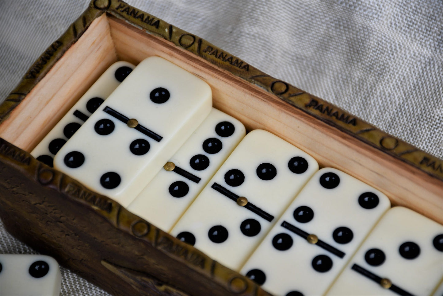 Домино от Панама