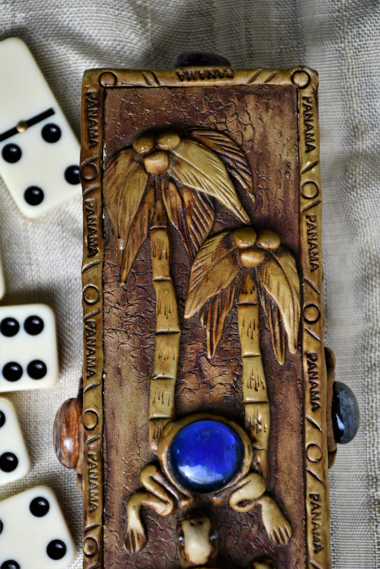 Домино от Панама