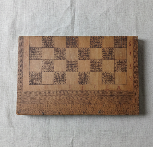 Антикварен дървен шах с фигури