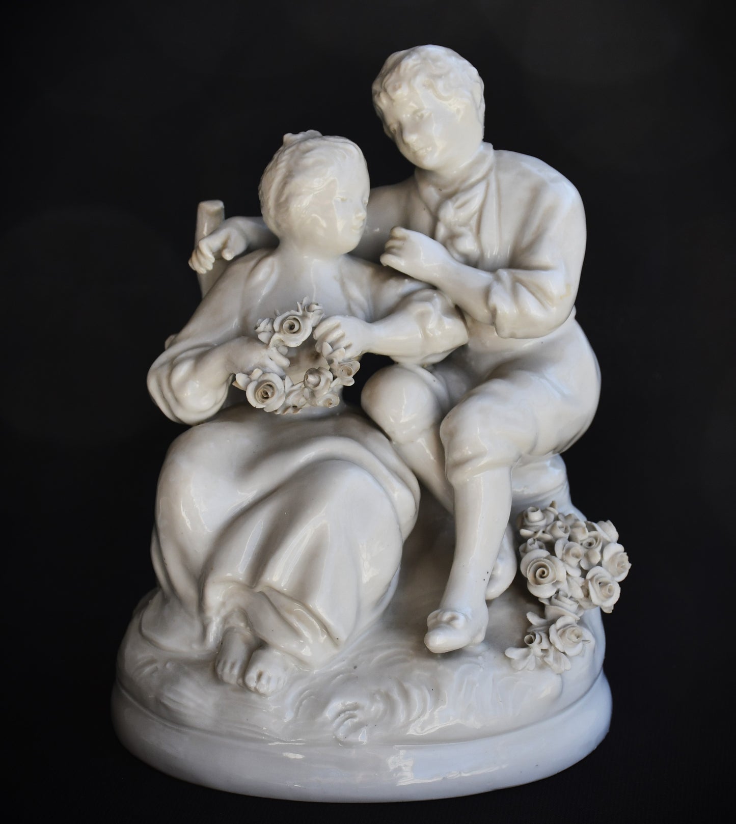 Capodimonte галантна сцена - изглед отпред
