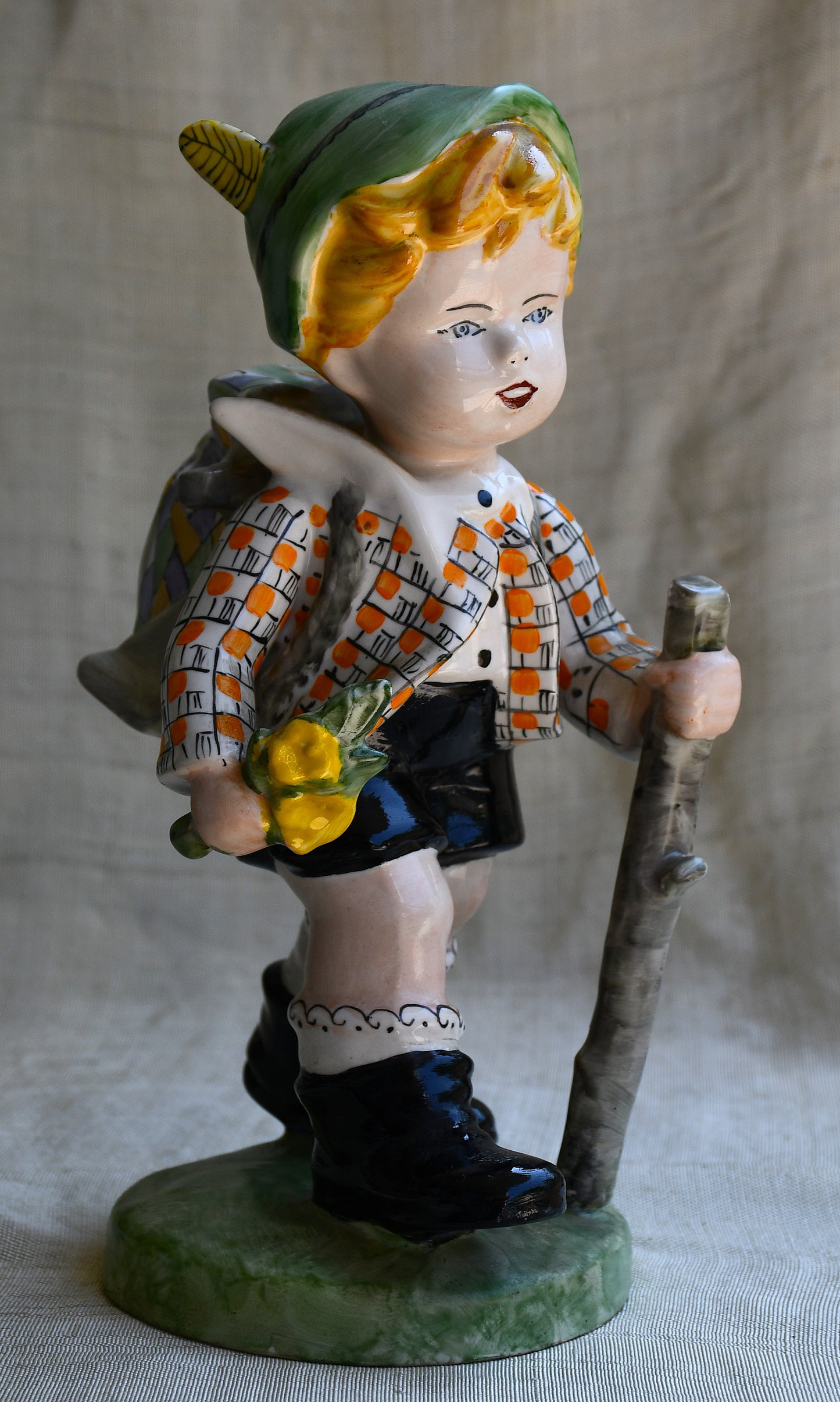 Порцеланова фигурка — Момче турист, Occupied Japan, 24 см