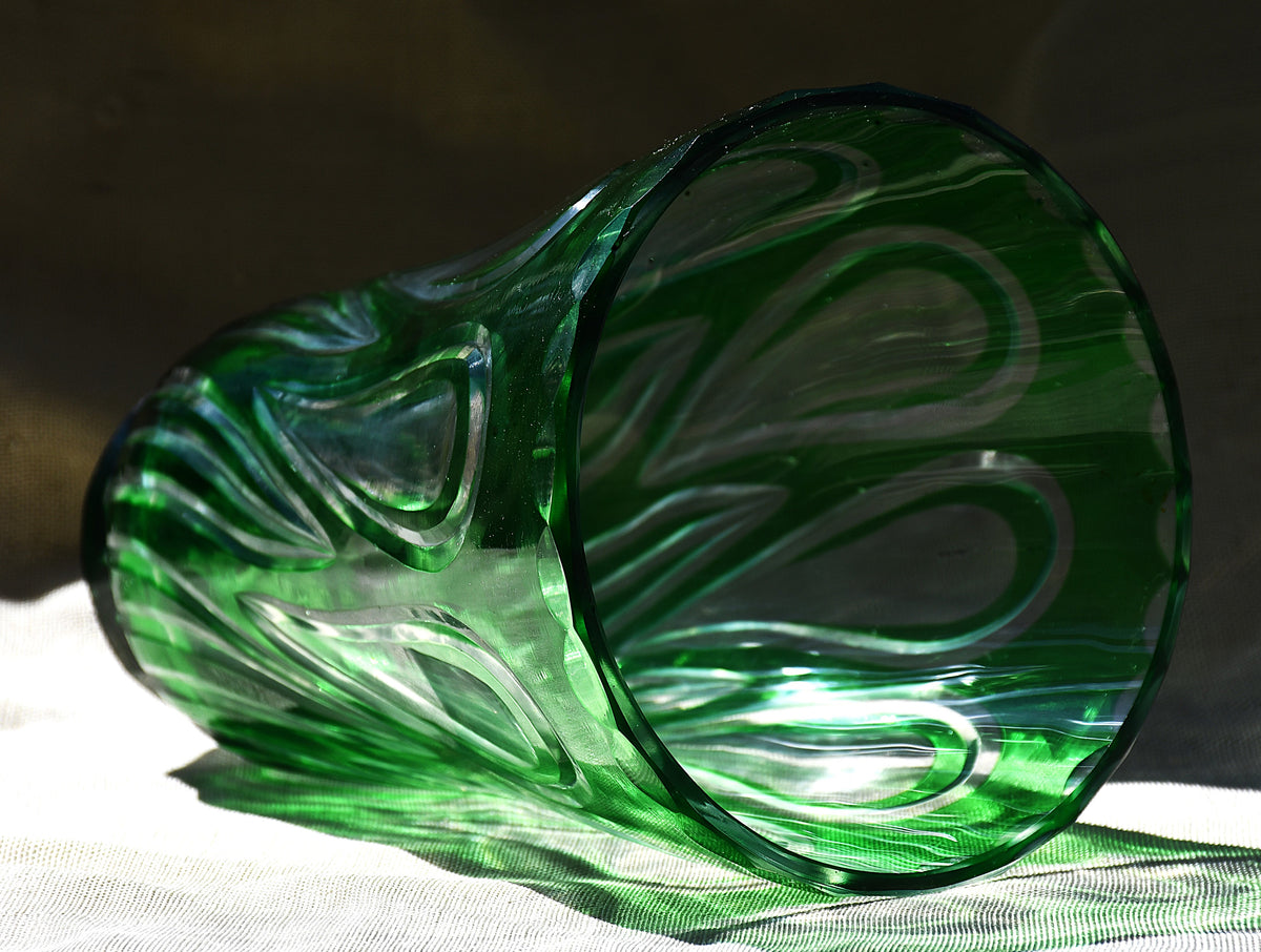 Ваза Бохемия, двуслоен кристал, green-to-clear, 1950-те