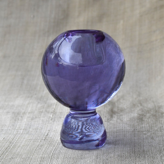 Свещник неодимиево стъкло, Милослав Клингер, Zelezny Brod Glasswork, Чехословакия, 1960-те