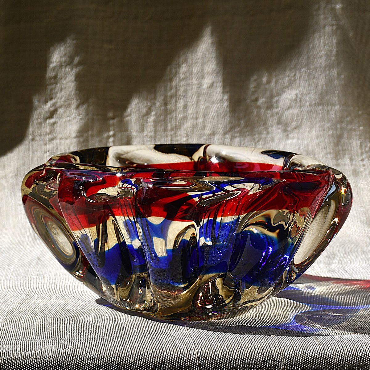 Пепелник/Купа, цветно стъкло, Mid-Century Modern, България, 1960-те