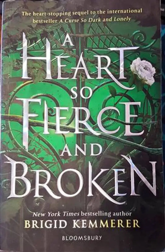 A Heart so Fierce and Broken - Книги