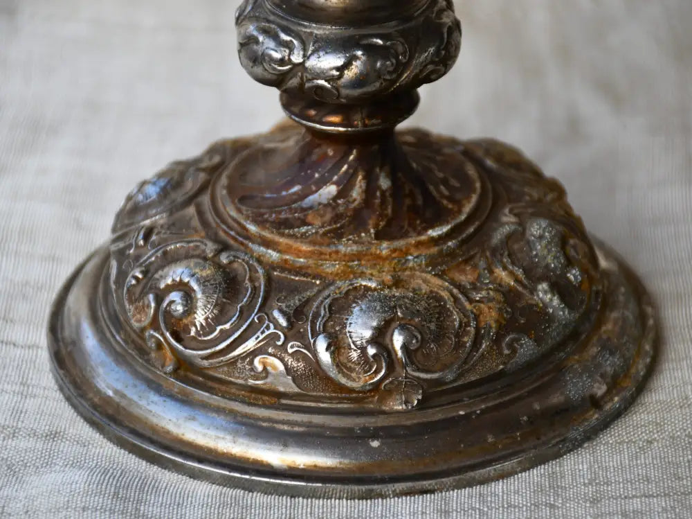 Античен бокал с барокова декорация - antique