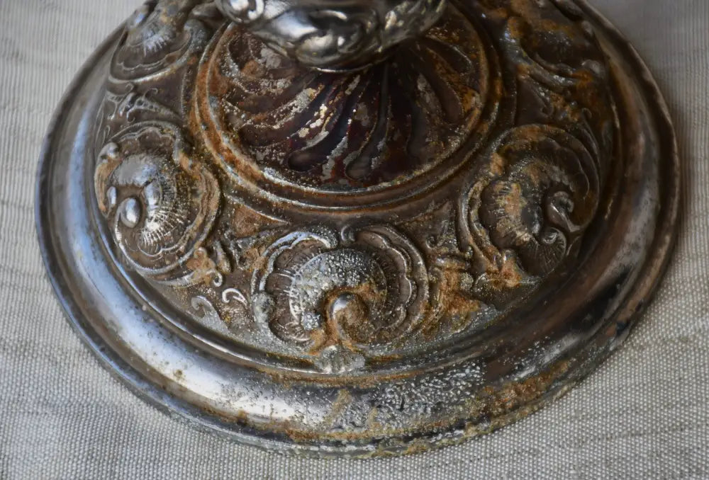 Античен бокал с барокова декорация - antique