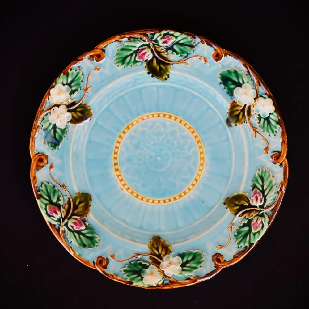 Антична Art Nouveau чиния - майолика. Sarreguemines. - antique