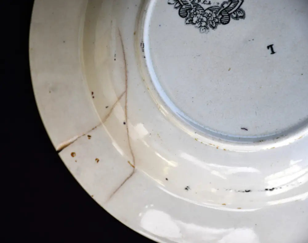 Антична чиния - R.Cochran Glasgow Scotland pottery - antique